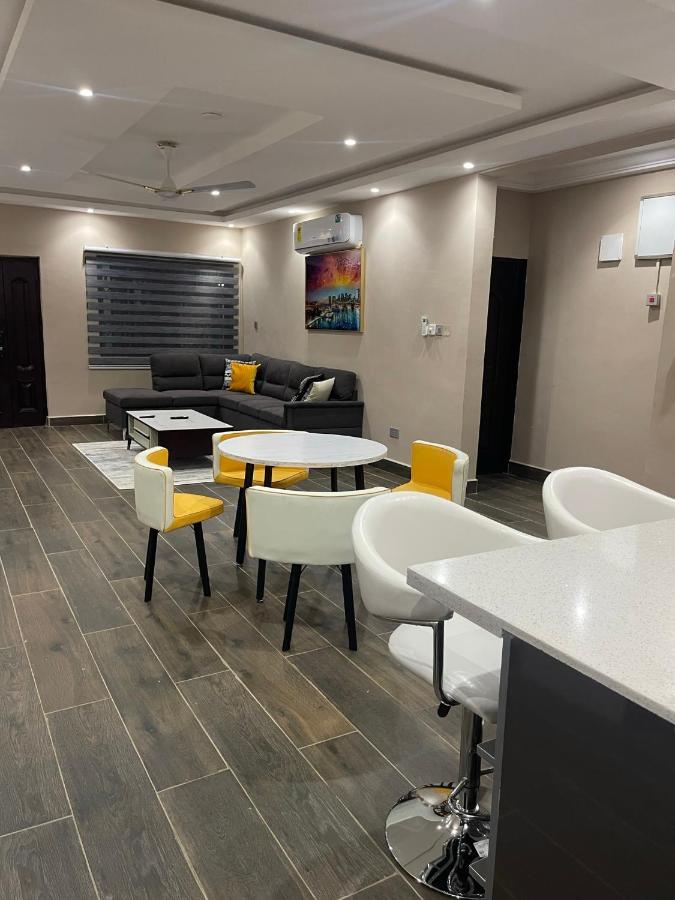 Cloud9 Luxury Apartments Аккра Экстерьер фото
